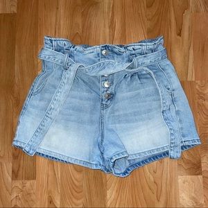 3 for $15//AEO High Waisted Acid Wash Mom Shorts with Tie Belt